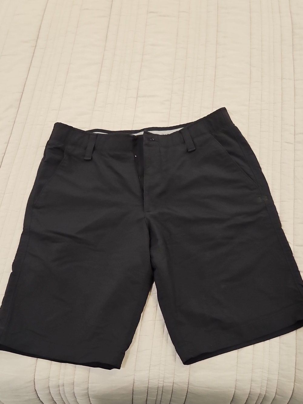 Under Armour Men's Black Flat Front Golf Shorts